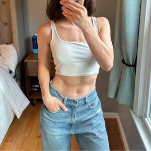 Double-lined Stretch White Crop Top